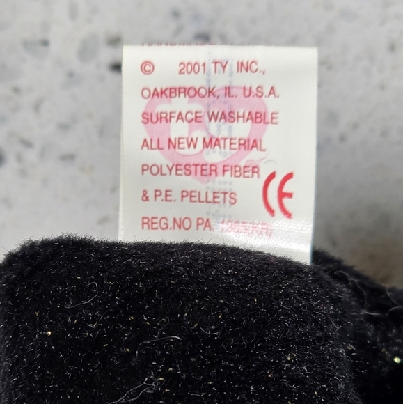 Ty - Haunt - Halloween Black Bear Plush Toy - Picture 4 of 4